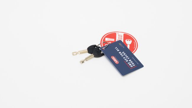 Zapięcie Abus Shield 5950 + blokada baterii STePS - jeden klucz
